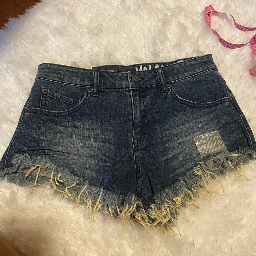 Volcom short - Picture 4 of 9